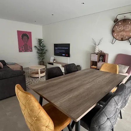 Pe Da Cruz - Center Apartment